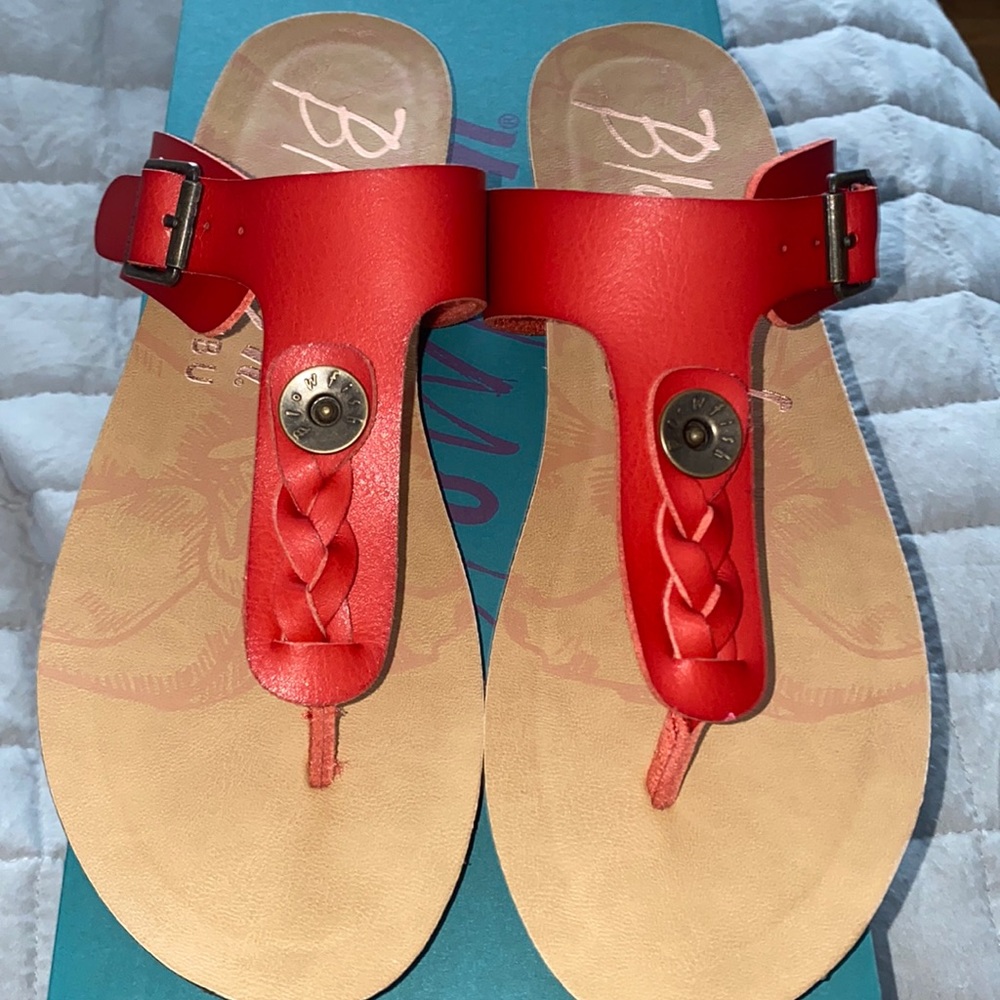 ♥️NEVER WORN NEW RED SANDALS ♥️